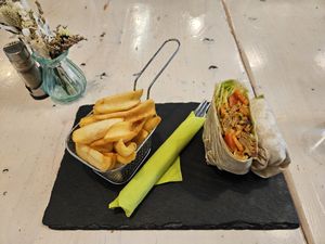 "Chicken" curry wrap at Veggiezz - Am Salzgriess in Vienna