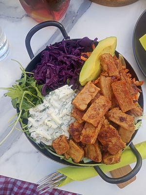 Veggiezz protein bowl at Veggiezz - Am Salzgriess in Vienna