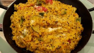 Quinoa curry with coconut at Veggiezz - Am Salzgriess in Vienna