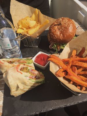 wrap, burger and fries at Veggiezz - Am Salzgriess in Vienna