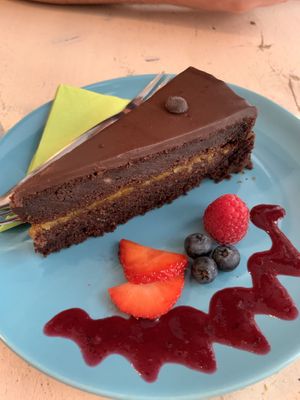 Vegan Sachertorte at Veggiezz - Am Salzgriess in Vienna