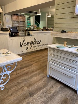 Inside the restaurant  at Veggiezz - Am Salzgriess in Vienna