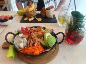 High Protein low carb bowl at Veggiezz - Am Salzgriess in Vienna
