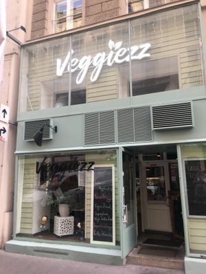 Exterior at Veggiezz - Am Salzgriess in Vienna