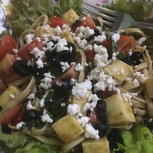 Vegetarian Pasta Salad at Buzzz Cafe in Tagbilaran