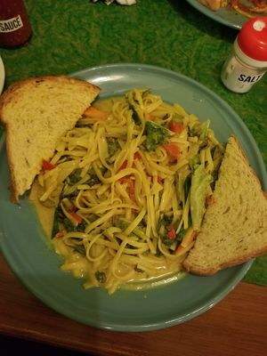 Curry pasta with vegetables at Buzzz Cafe in Tagbilaran