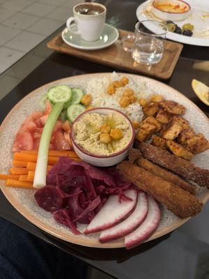 Schnitzel & hummus plate 10/10  at KafeNAsanat in Istanbul