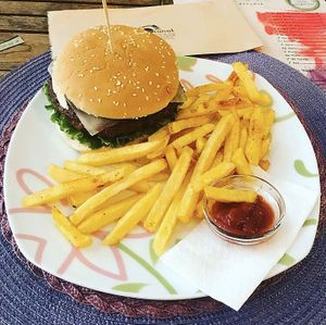 Vegan burger at KafeNAsanat in Istanbul