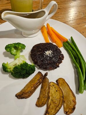 Happy Steak ~ 26/4/24 at LN Fortunate Coffee Bandung in Bandung