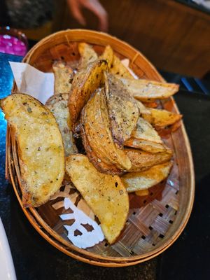 Potato Wedges ~ 26/4/24 at LN Fortunate Coffee Bandung in Bandung