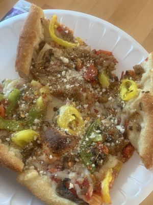 “Tallahassee pizza”….. I added Vegan Parmesan & red pepper flakes when I got home. 🤤   at Tomato Bar Pizza Bakery in Schererville