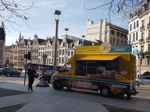 foodtruck LHE at Loving Hut Express - Food Truck in Brussels