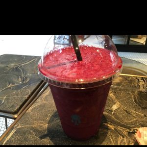 Tiger's Blood Smoothie (Vegan) at Catch Juicery in Hong Kong Island