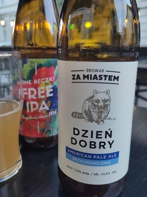 Well, hello there, beer at Edamame Vegan Sushi in Warsaw