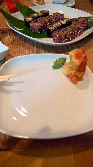 Nicely done with the ginger and wasabi at Edamame Vegan Sushi in Warsaw