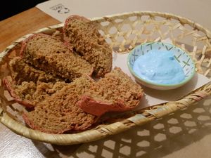 Beetroot bread with spirulina ali oli at Compost in Mallorca