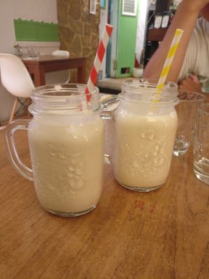 Smoothie "White monkeys" at Compost in Mallorca