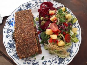 BLT Végétalien. Pain fait maison 🤤 at L'ilot in Levis