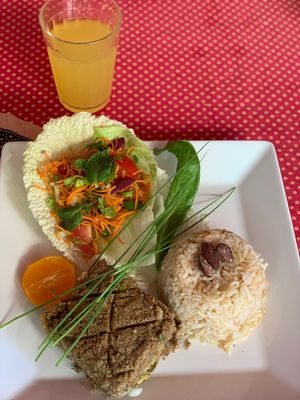 Lunch at Padma Padam in Ubatuba