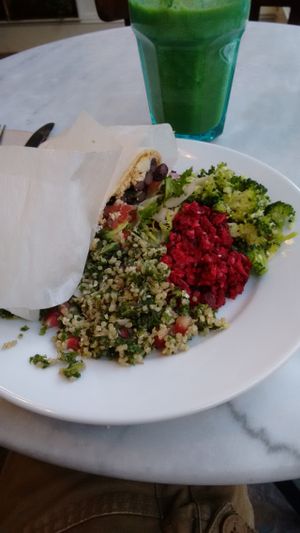 Lunch at Moon & Hare in Edinburgh