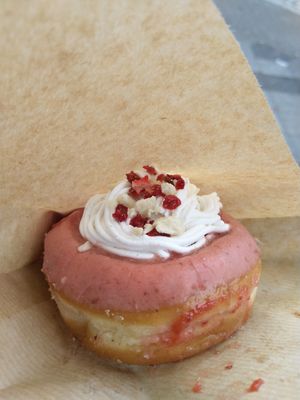 Spaghetti ice donut at Brammibal's Donuts - Maybachufer in Berlin