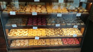 Counter at Brammibal's Donuts - Maybachufer in Berlin