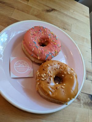 Pink sprinkles and salted caramel at Brammibal's Donuts - Maybachufer in Berlin