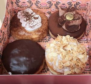 box with 4 donuts for 13 Euros #Veganuary at Brammibal's Donuts - Maybachufer in Berlin