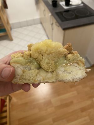 Apple Pie doughnut  at Brammibal's Donuts - Maybachufer in Berlin