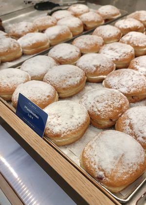 Special donut "Pfannkuchen" #Veganuary at Brammibal's Donuts - Maybachufer in Berlin