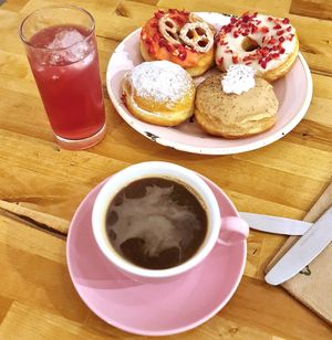 Donuts and drinks #Veganuary at Brammibal's Donuts - Maybachufer in Berlin