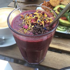 think this was a blueberry smoothie? DELISH at Brammibal's Donuts - Maybachufer in Berlin