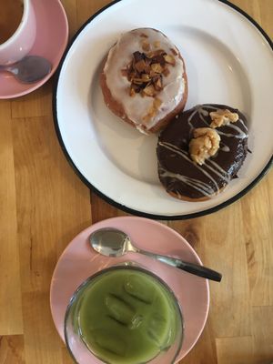 Maple smoked coconut and chocolate peanut fudge donuts, matcha latte at Brammibal's Donuts - Maybachufer in Berlin