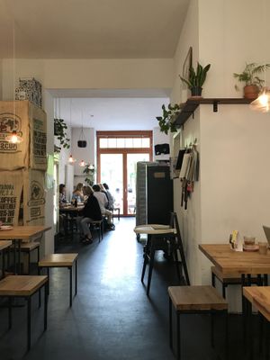 Inside at Brammibal's Donuts - Maybachufer in Berlin