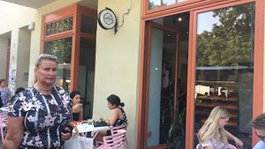 Entrance at Brammibal's Donuts - Maybachufer in Berlin