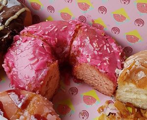 Hibiscus at Brammibal's Donuts - Maybachufer in Berlin