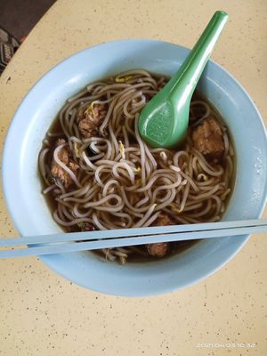 Bak kut teh soup noodles at New Tokyo Vegetarian 新东京 in Northeast Singapore