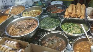 Taken on 13 Nov 15 night at New Tokyo Vegetarian 新东京 in Northeast Singapore