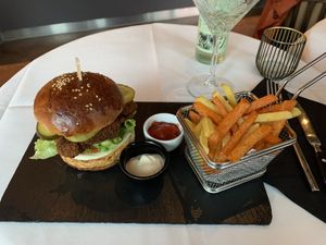 schnitzel burger at Samses in Zurich