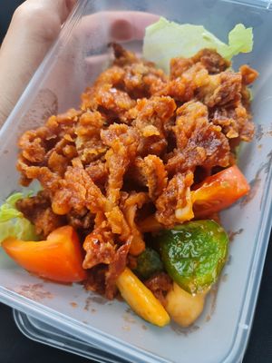 Sticky sweet and sour Abalone Mushroom ~ 26/10/22 at Ru Lai 如来斋 in Central Singapore