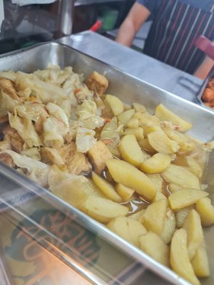 ~ 26/10/22 at Ru Lai 如来斋 in Central Singapore