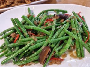 Long beans (small) at Ru Lai 如来斋 in Central Singapore