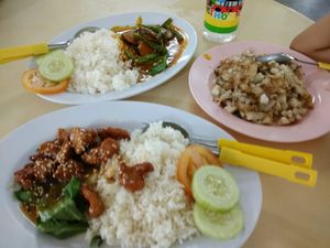 Yummy set menu and eggless carrot cake at Ru Lai 如来斋 in Central Singapore