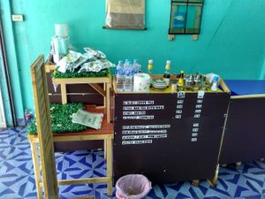 Seating at Sankhongnoi Veggie in Chiang Rai