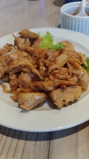 Chicken at Pho N Mor in Chino Hills