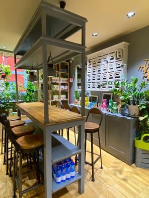  at Crispy Organic Market and Take Away - Via F Crispi in Rome