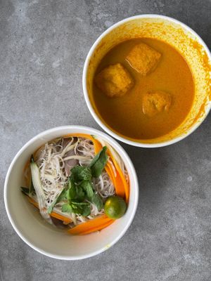 MA11 Turmeric Nyonya Laksa 黄姜娘惹拉沙
Take Away RM 13.40 at Newstart Health Kitchen in Cheras