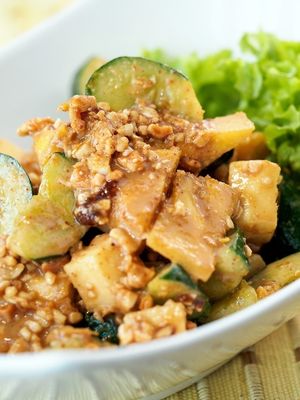 ALMOND ROJAK:  Fresh fruit and vegetables mixed with our in-house 100% pure almond sauce!  A twist of tou-pok makes you want more!  Try it today!  at Newstart Health Kitchen in Cheras