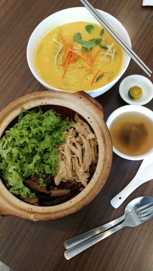 1️⃣Nyonya Laksa (big) RM11.90 
2️⃣Claypot Mushroom Rice RM13.90  at Newstart Health Kitchen in Cheras