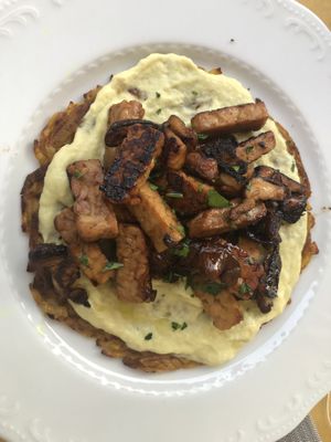 rösti with cream and tempeh mushrooms  at Mezzaluna in Turin